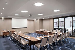 DoubleTree By Hilton Istanbul Gayrettepe