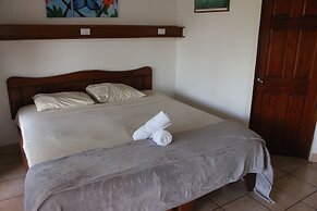 Hotel Colinas del Sol