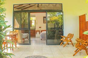 Hotel Colinas del Sol