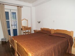 Elyssia Hotel