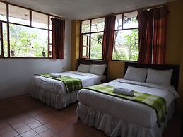 Biohostal Mindo Cloud Forest