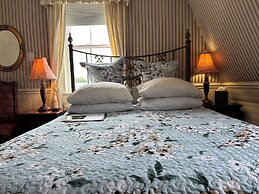 George House Heritage B&B