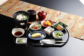 Kyoto Uji Hanayashiki Ukifune-en