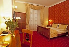 Hotel Kolegiacki