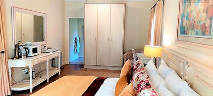 Riversong Guest House