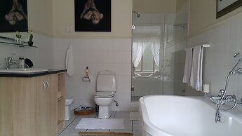 Riversong Guest House