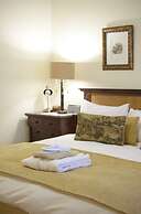 Riversong Guest House