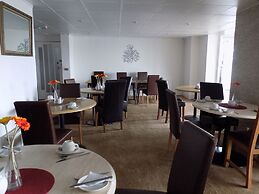The New Royal Windsor Hotel