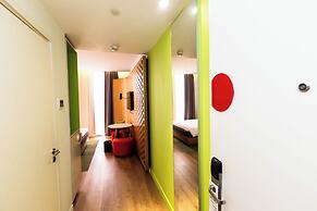 MÙ Hotel