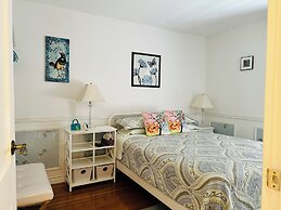 Cozy House B&B