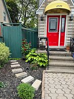 Cozy House B&B
