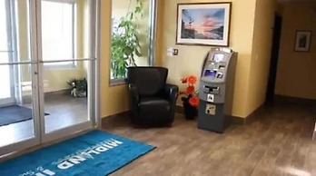 Midland Inn & Suites