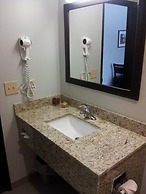 Midland Inn & Suites