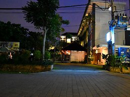 Ganga Hotel & Apartments