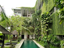 Ganga Hotel & Apartments