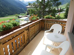 Hotel Mira