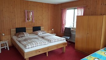 Hotel Mira