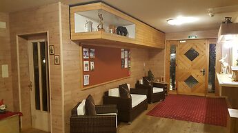 Hotel Mira
