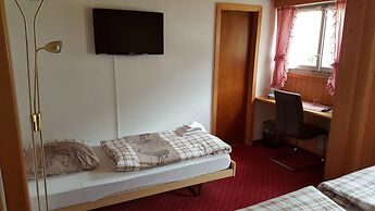 Hotel Mira