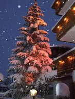 Hotel Mira