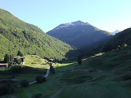 Hotel Mira