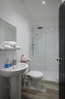 Blackpool Abode - 20 Bairstow Street
