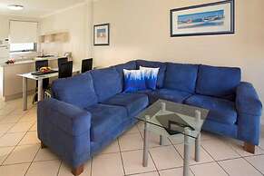 Moonlight Bay Apartments