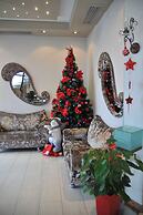 MonarC Hotel