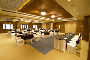 Leisure Inn Grand Chanakya