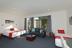 Totara Lodge