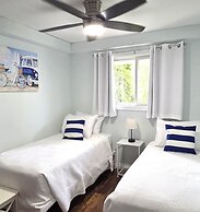 Oasis by the Bay Vacation Suites