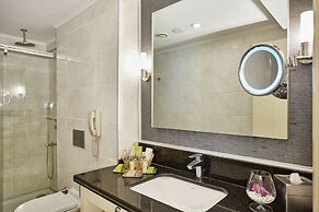 Doubletree By Hilton Hotel Izmir - Alsancak