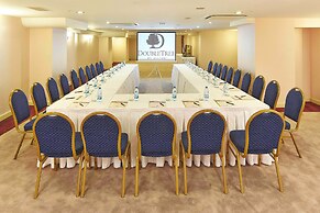 Doubletree By Hilton Hotel Izmir - Alsancak