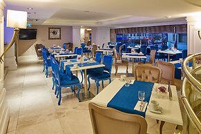 Doubletree By Hilton Hotel Izmir - Alsancak