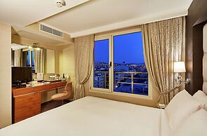 Doubletree By Hilton Hotel Izmir - Alsancak