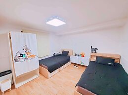 Naru Hostel