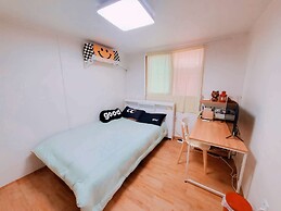 Naru Hostel
