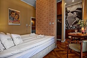 Stare Kino Cinema Residence