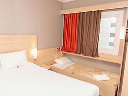 ibis Santiago Las Condes