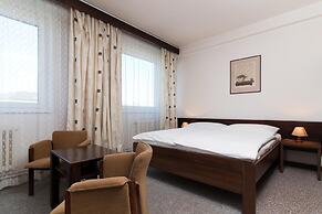 Hotel Merkur