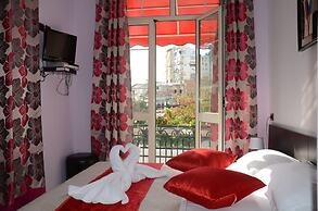Hotel Jolly