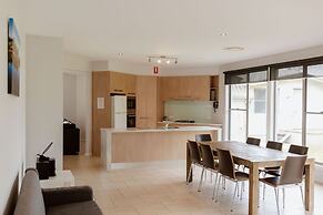 Tindarra Resort