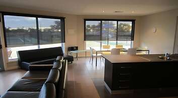 Tindarra Resort