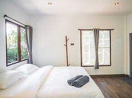 Sand Beach Bungalow