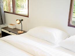 Sand Beach Bungalow