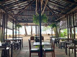 Sand Beach Bungalow