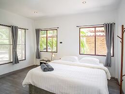 Sand Beach Bungalow