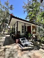 Sand Beach Bungalow