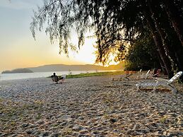 Sand Beach Bungalow