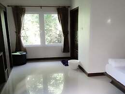 Lanta Nature House